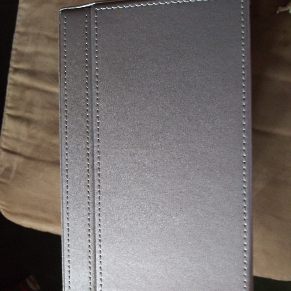 Jewelry box - Picture 11 of 13